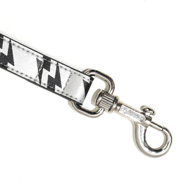 UTOPIA LEATHER LEASH - BOLT PRINT - SHINY SILVER